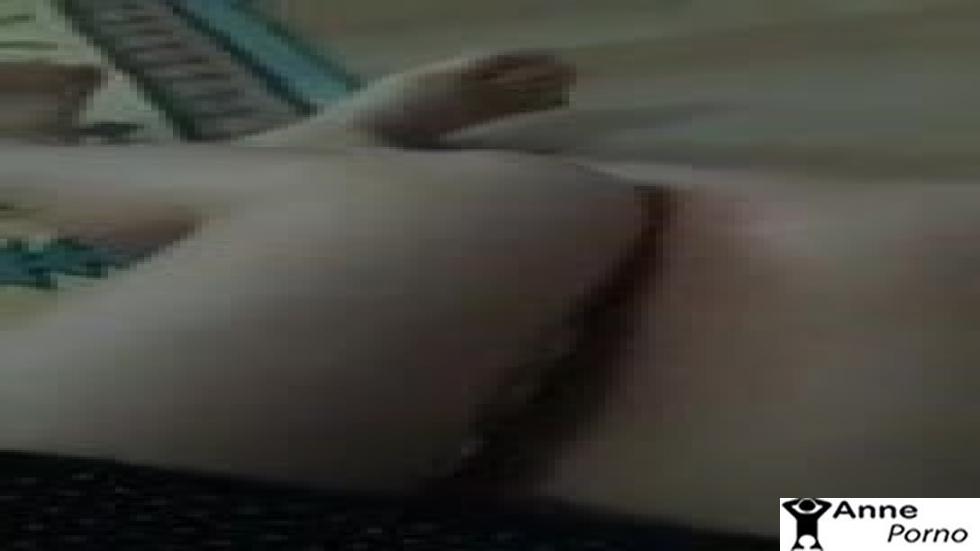 Türk Kadın Gözünüz Am Görsün Diyip Yayında Amcığını Açıyor