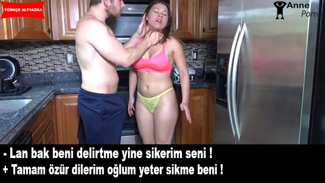 Bulduğu Her Fırsatta Annesini Siken Yavşak