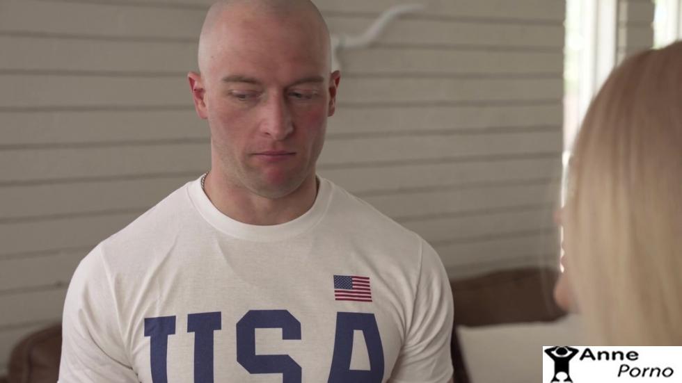 Türk Komşu Kızı Sikerken Gizli Çekim ifşa