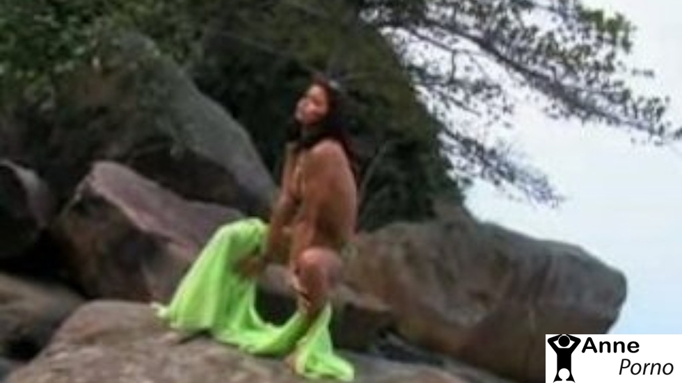 Grup Sikişiyle Sahilde Pompalama Yaptılar