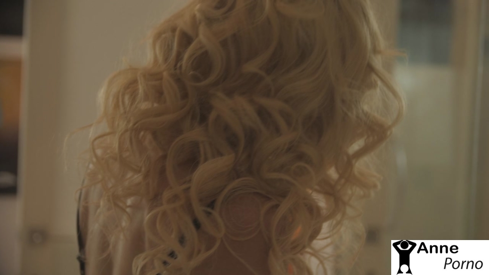 Süper Erotik Ateşli Lezbiyenler Sarışın Afet Sevişmesi