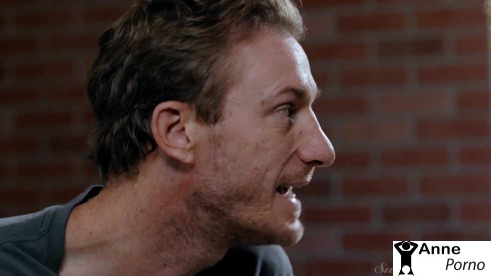 Yırtık Çoraplı Olguna Tarfisiz Zevkler Yaşatıyor