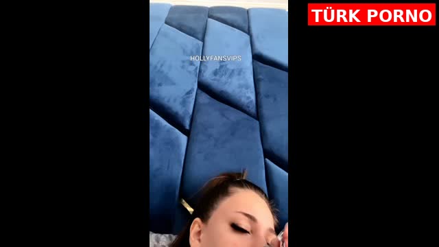 Zengin Olma Hayaliyle Tiktok’dan Yayın Açıp Amını Sergileyen Türk Kızı